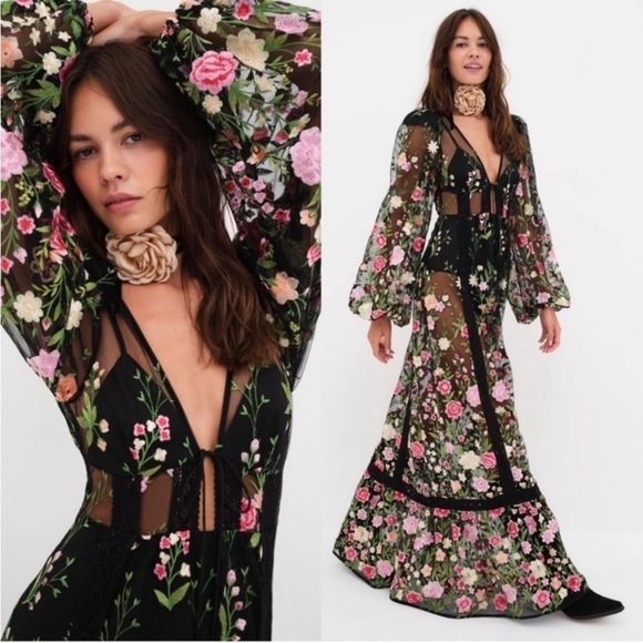 FOR LOVE & LEMONS Luna Maxi Dress In Embroidered Black Floral NWT. Xs